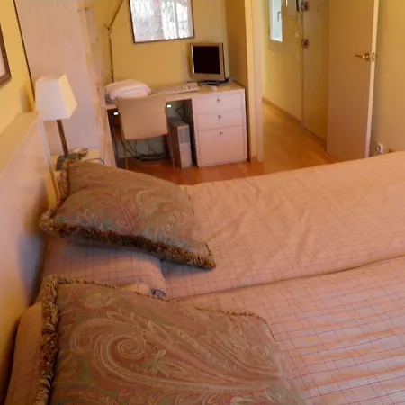 赫罗纳97圣霍尔迪公寓 公寓