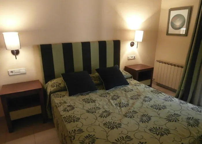 Sant Jordi Girona 97 Apartament *