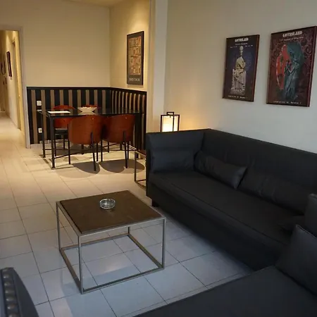 Sant Jordi Girona 97 *